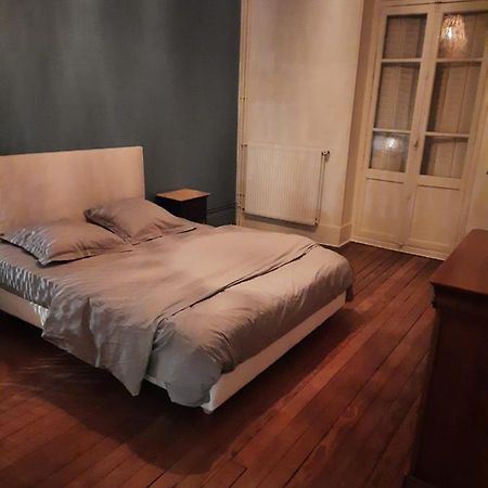 Appartement Jean Paul Sarthe Chalon-sur-Saone Exterior photo